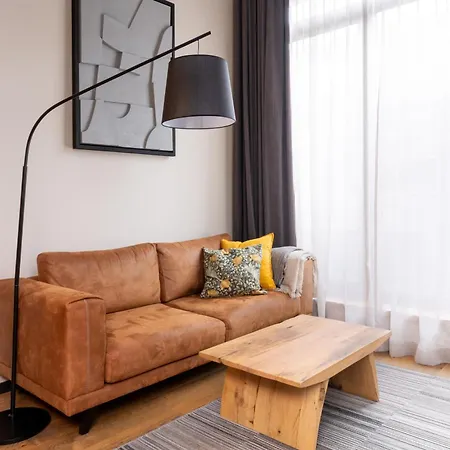 With Private Parking & Terrace *