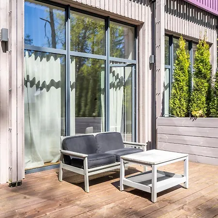 With Private Parking & Terrace Appartement